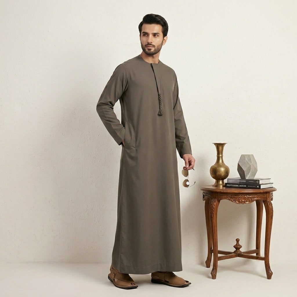 Greyish Brown Men's Emirati Thobe