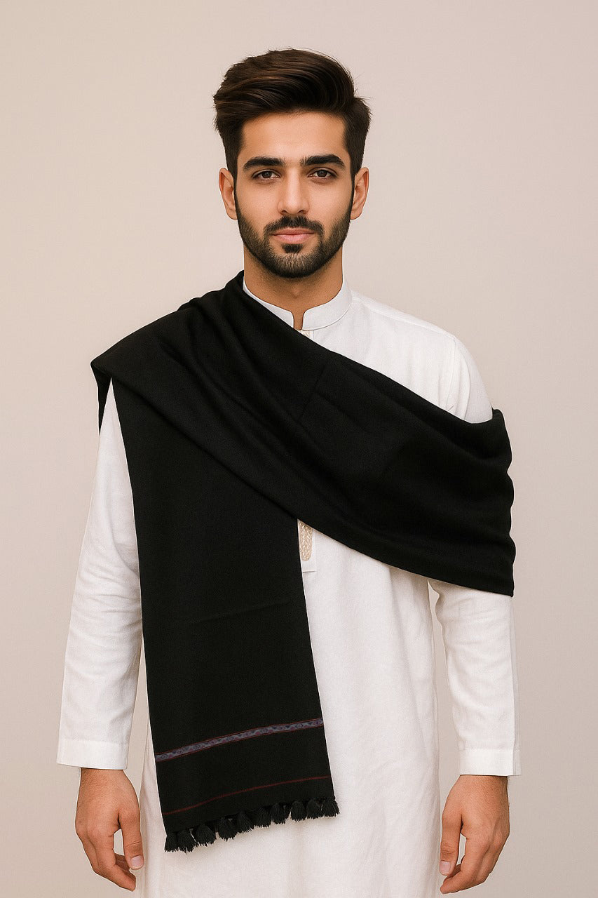 Black Men’s Woolen Shawl – Classic Winter Elegance