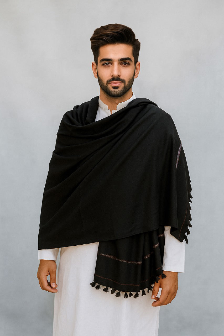 Black Men’s Woolen Shawl – Classic Winter Elegance